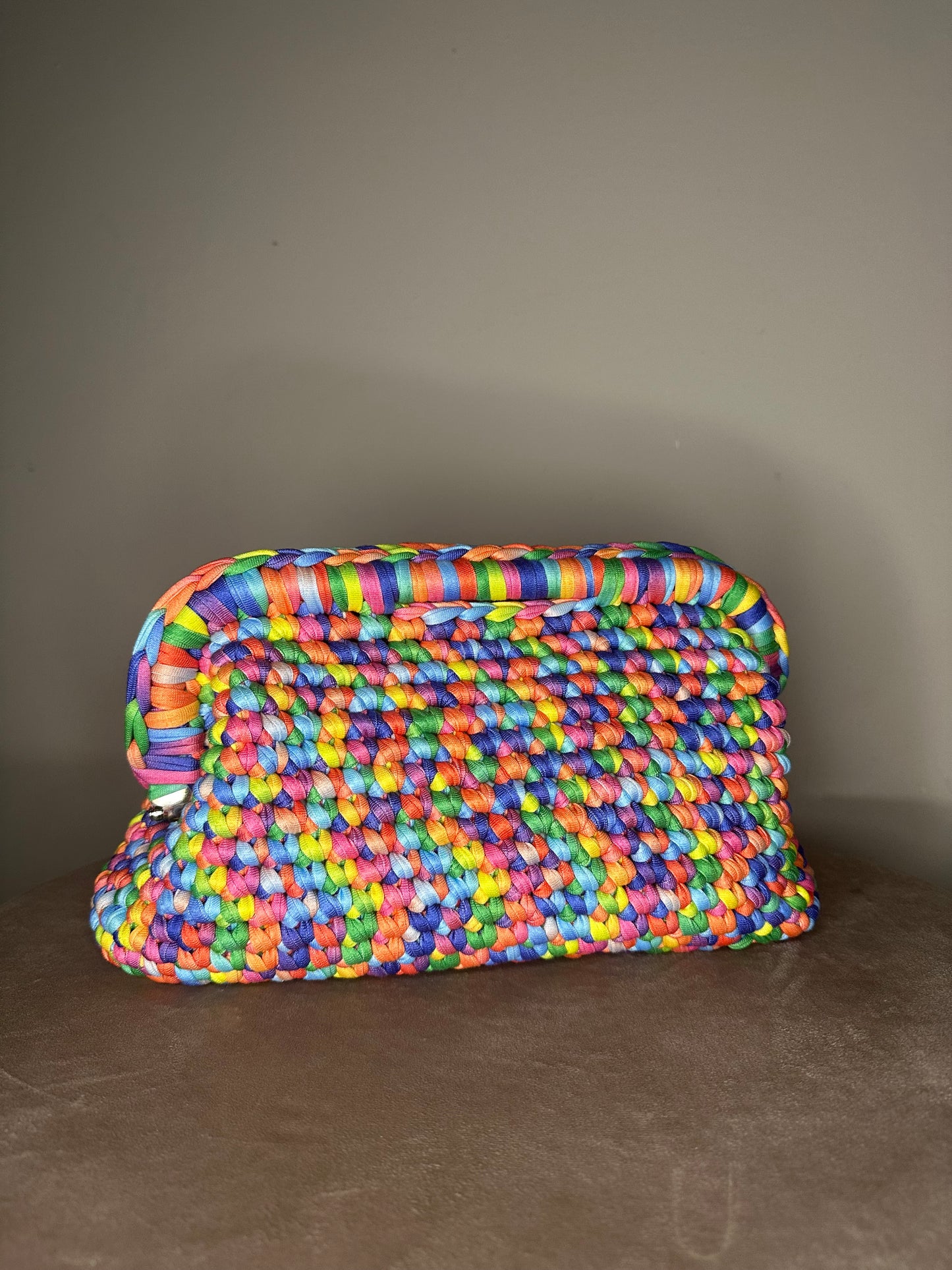 Clutch multi color