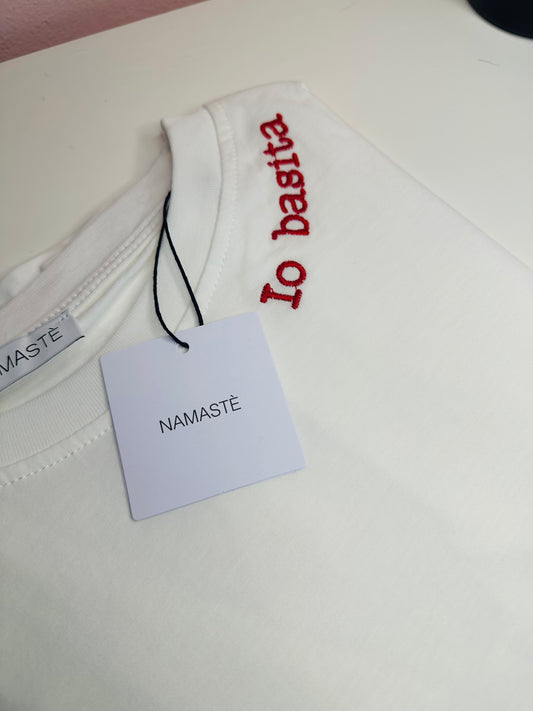 T-shirt ricamo basita rosso