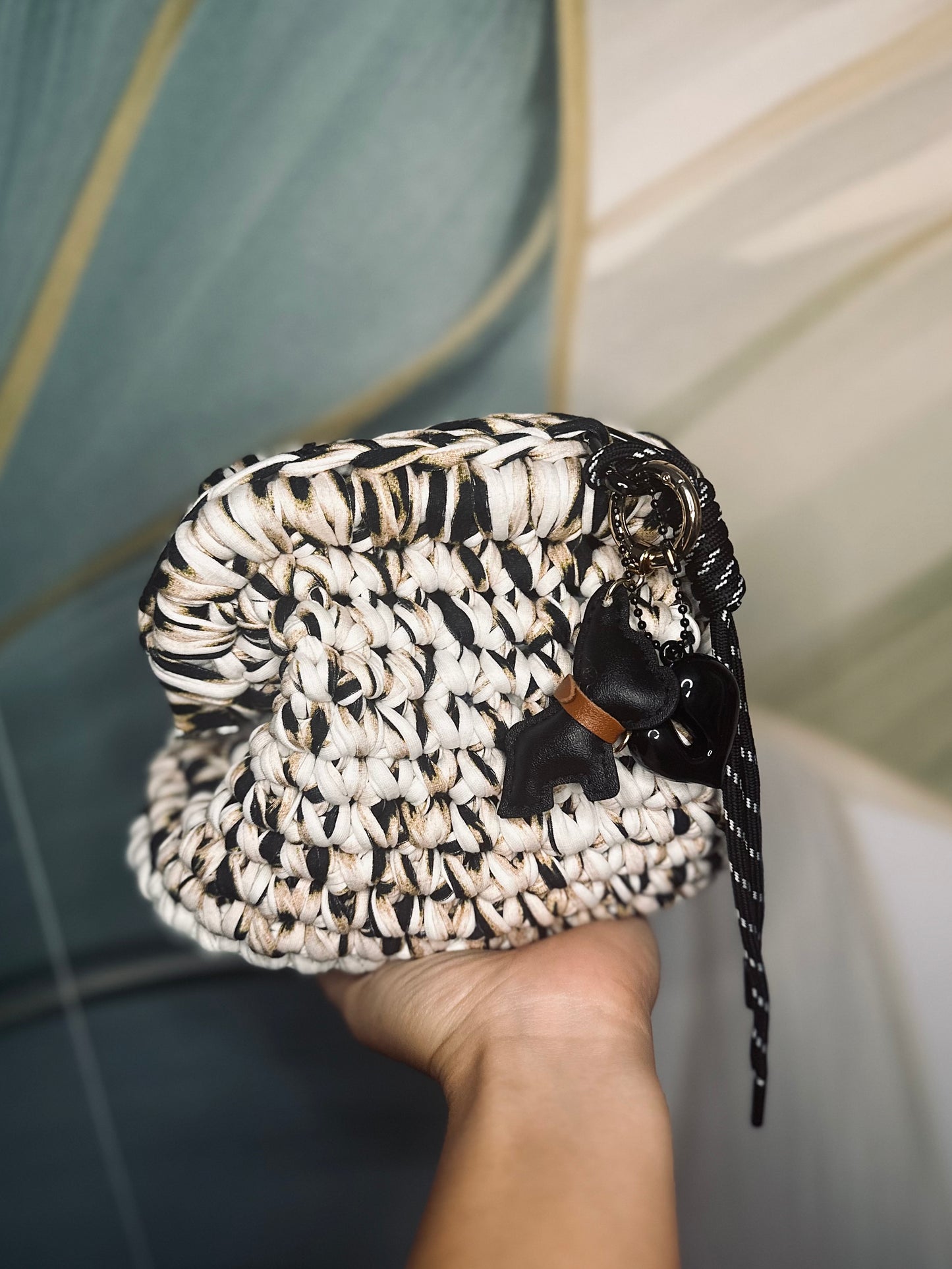 Clutch maculata charm Bulldog