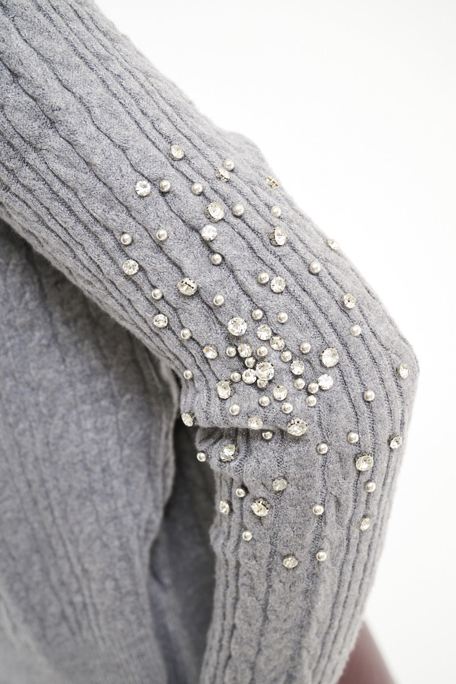 Cardigan a treccia con perle più colori KIKISIX