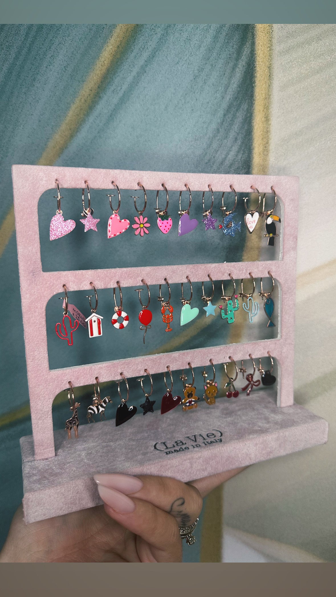 Orecchini Micro Cerchio con Charm